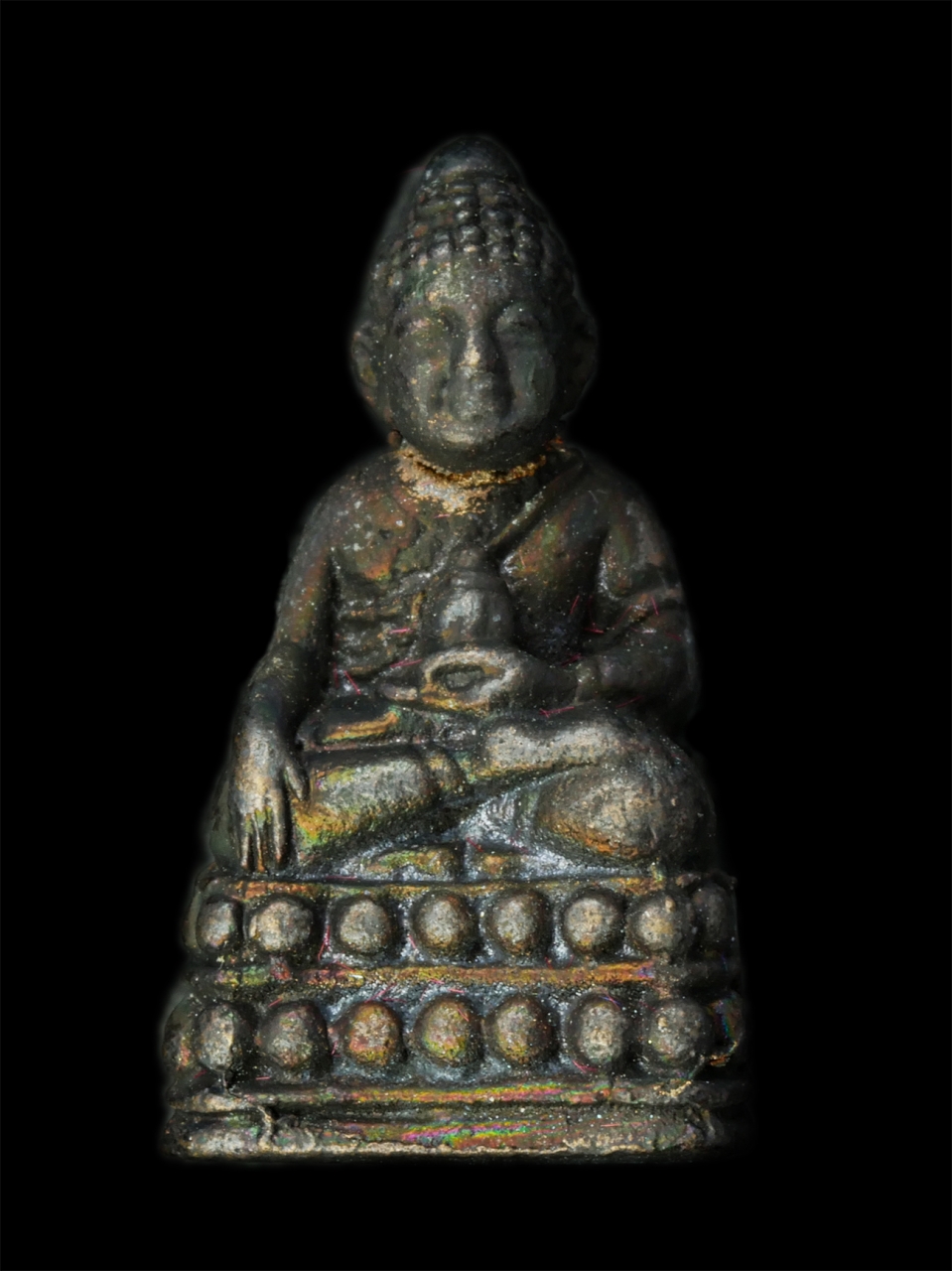 30Jul2025 (370)p.jpg - พระกริ่งชัยวัฒน์เมตตามหาลาภ รุ่น1 วัดเขาโพธิ์ อ.บ้านค่าย จ.ระยอง ปี2536 รุ่น มหามงคลนาม 9 ปรมาจารย์ เนื้อนวะโลหะ ตอกโค๊ต หลวงพ่อคุณ ปริสุทโธ หลวงพ่อรว [..] | https://kamulet.in.th